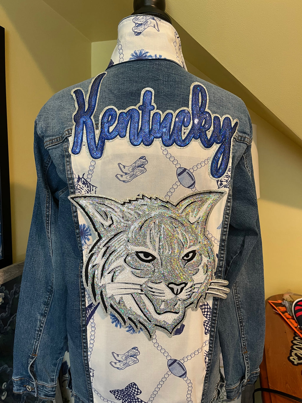 Kentucky Wildcats - Lexington