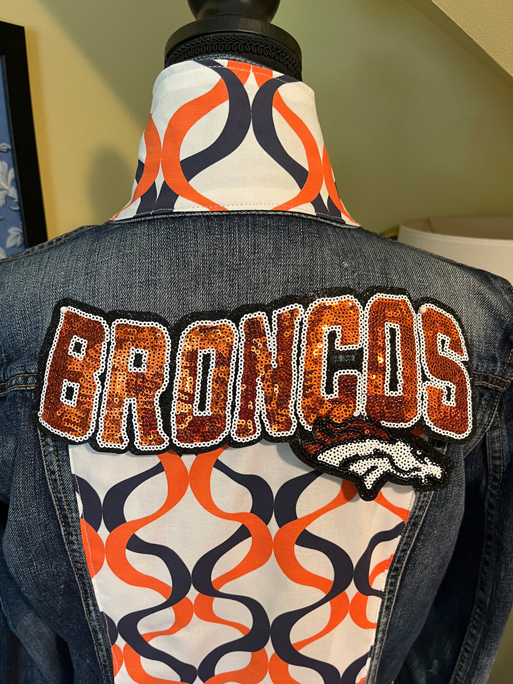 Broncos - The Lizzie
