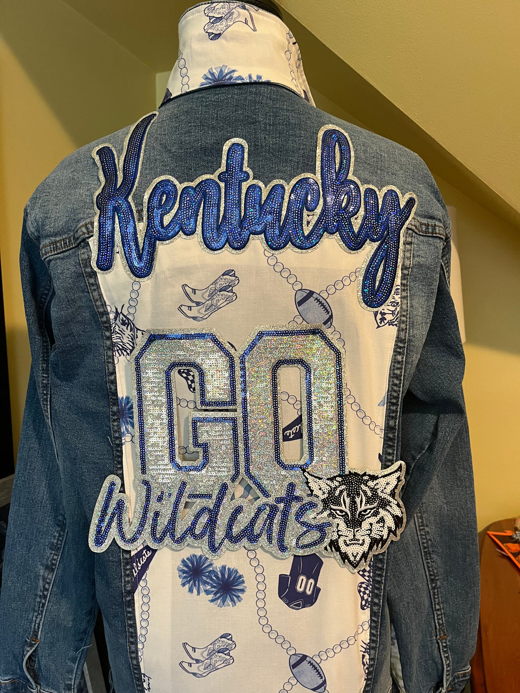 Kentucky Wildcats - Lexington