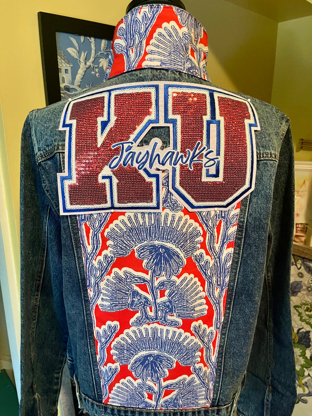 Kansas Jayhawks - Gertrude