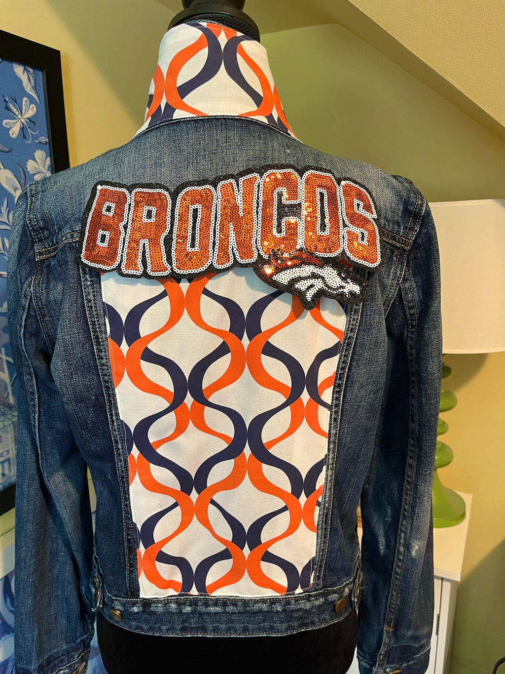 Broncos - The Lizzie
